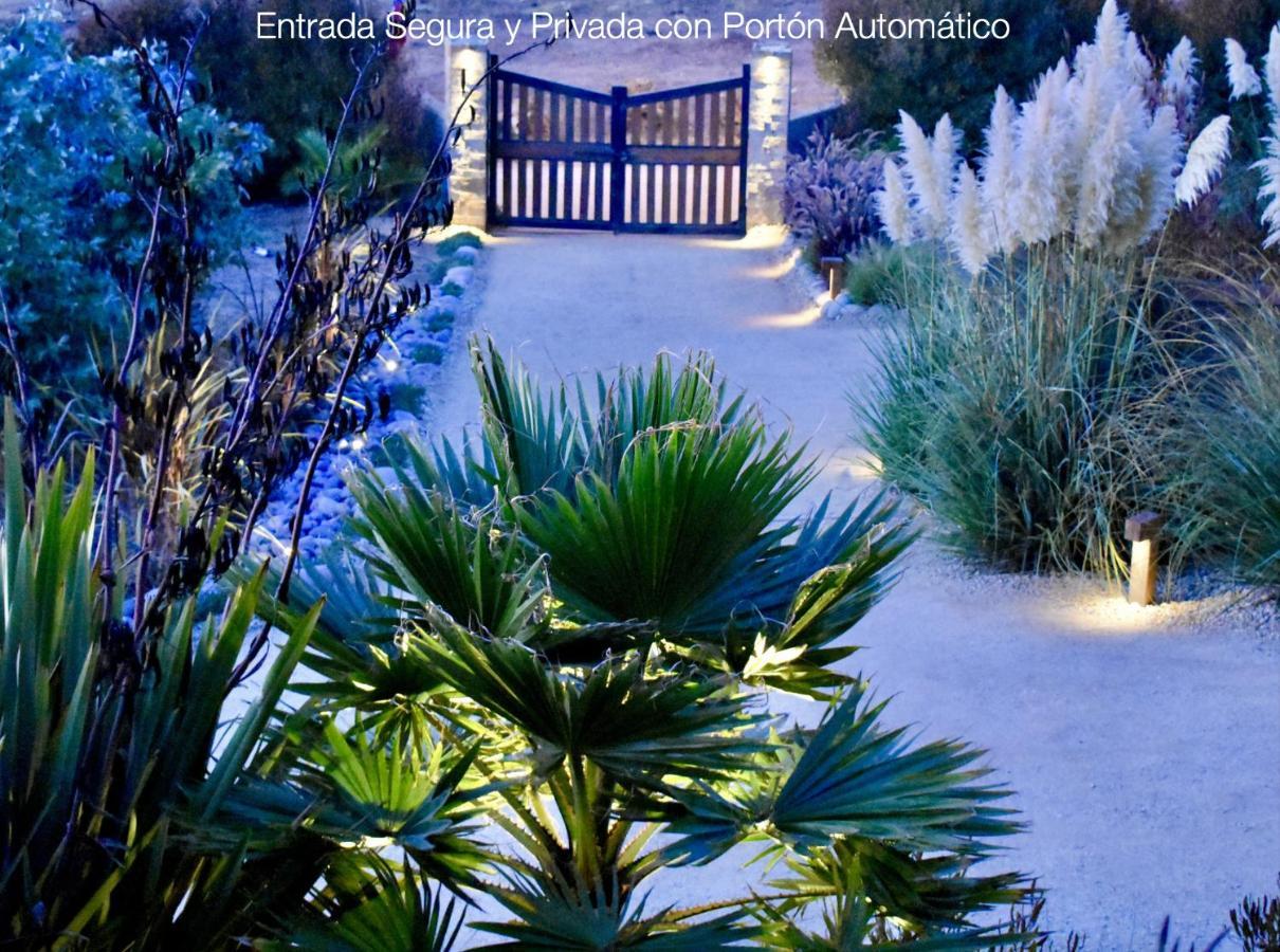 ---- Escapada De Lujo Para Dos ---- Casa Boutique Privada - Vistas Al Oceano - Parrilla Y Fogon En Quincho Privado - Insumos Desayuno - Tu Estadia Incluye Gratis 1 Sesion De Hidromasaje & Cromoterapia Bajo Las Estrellas En Jacuzzi Privado (Adults Onl Pichilemu Esterno foto